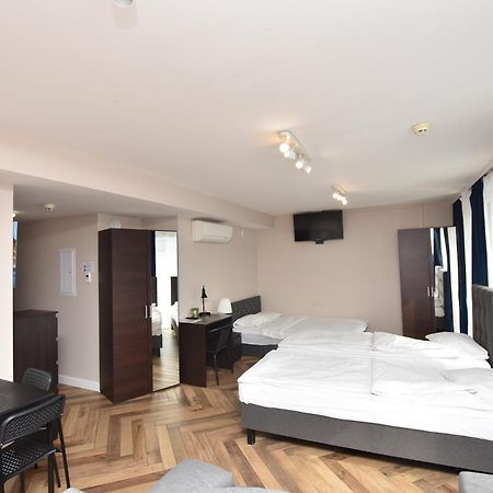 Dukes Apartments - Wita Stwosza Wroclaw Dış mekan fotoğraf