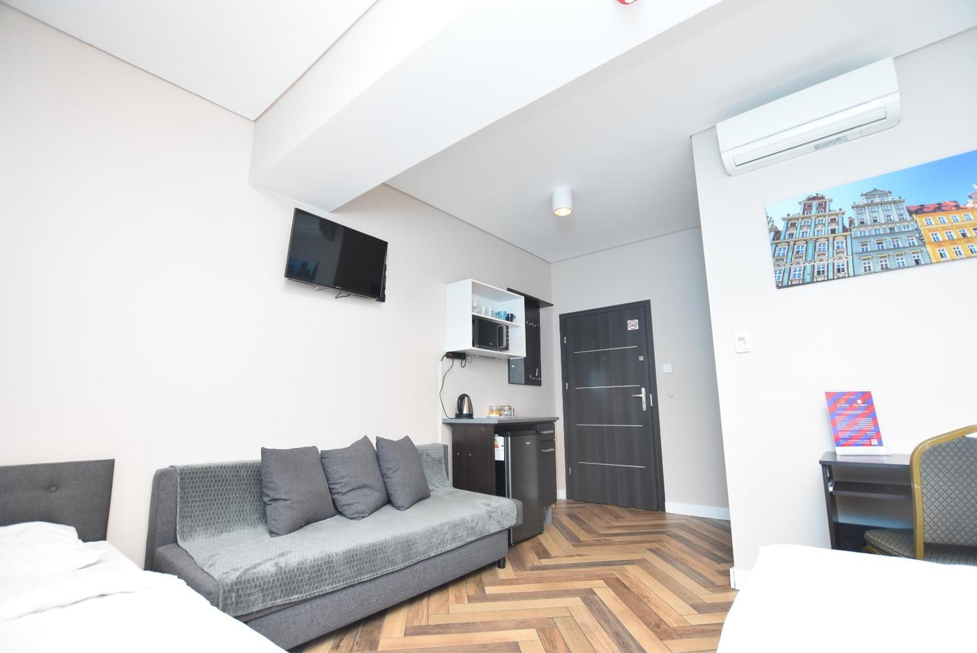 Dukes Apartments - Wita Stwosza Wroclaw Dış mekan fotoğraf