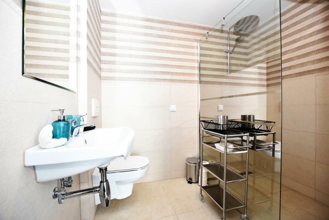 Dukes Apartments - Wita Stwosza Wroclaw Dış mekan fotoğraf